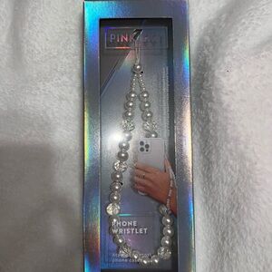 Pink Lucy Pearl Phone Wristlet